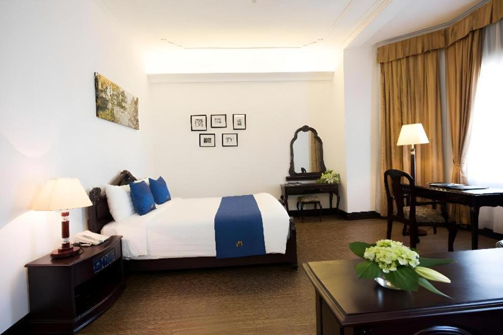 Hoa Binh Hotel Hanói Exterior foto