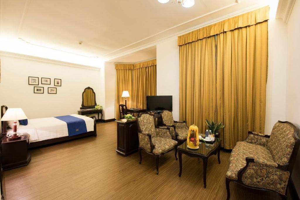 Hoa Binh Hotel Hanói Exterior foto