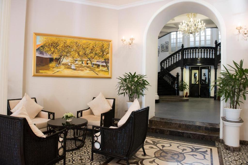Hoa Binh Hotel Hanói Exterior foto