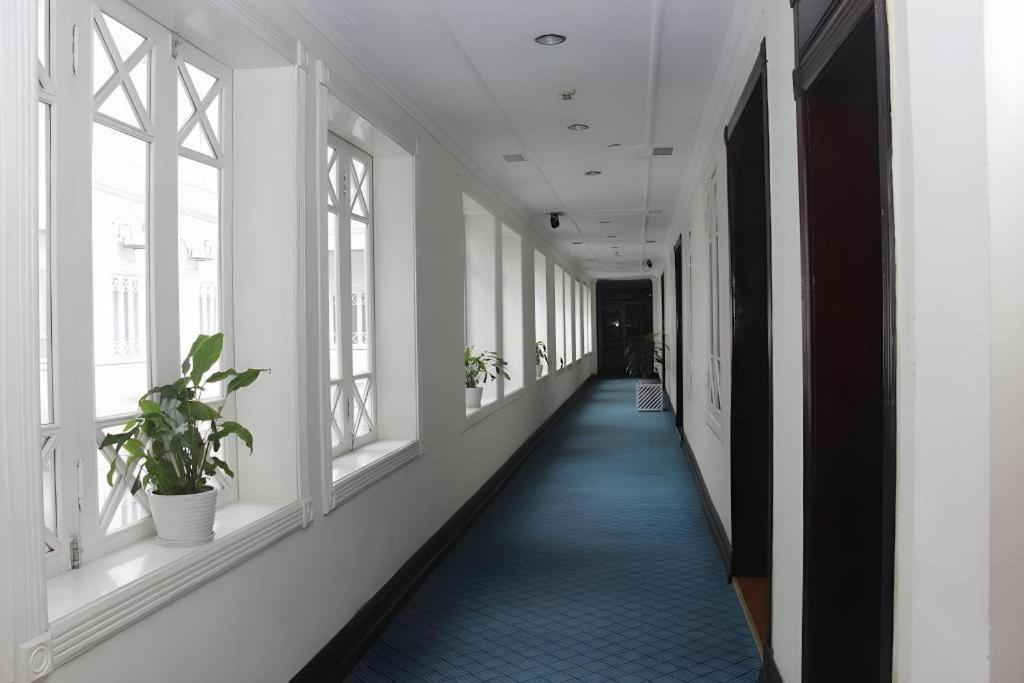 Hoa Binh Hotel Hanói Exterior foto